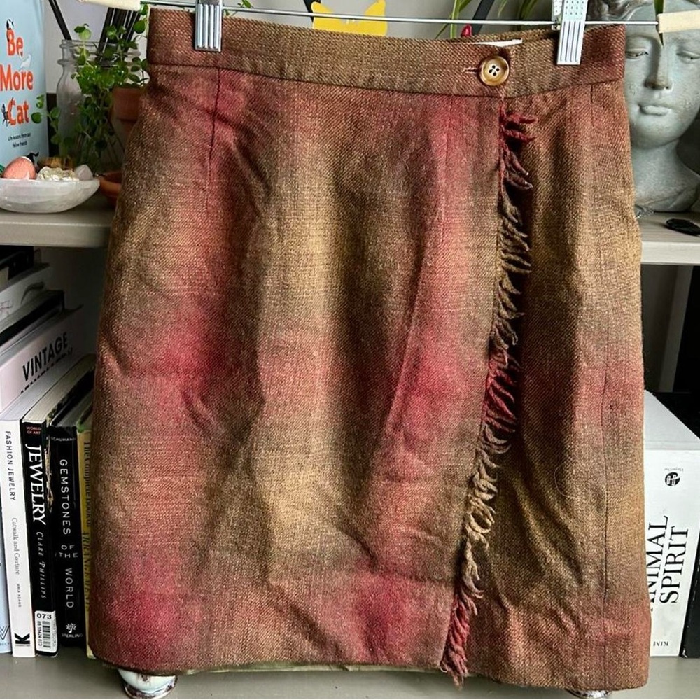 JH Collectibles Brown and Pink Fringe Wool Mini Skirt